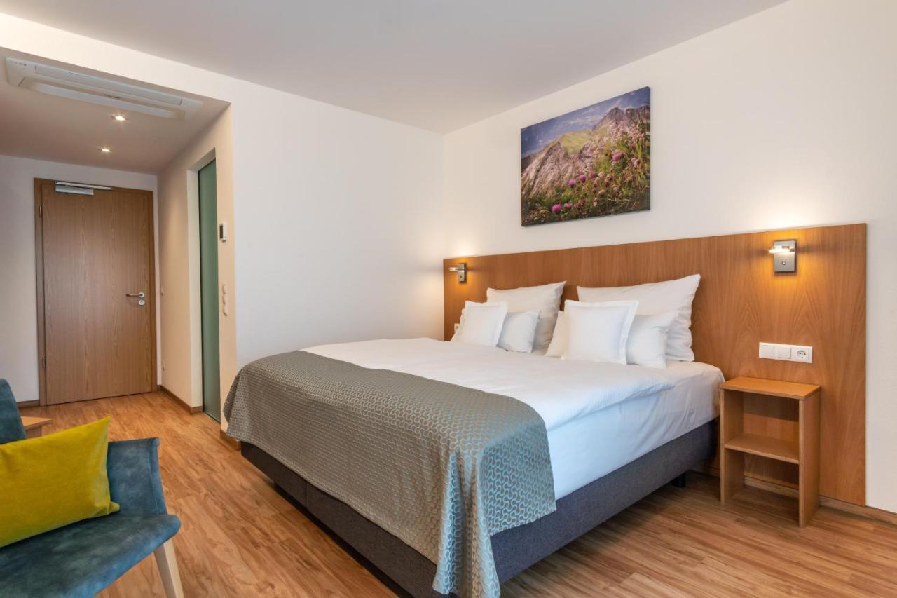 Hotel Elysee Seligenstadt Buitenkant foto