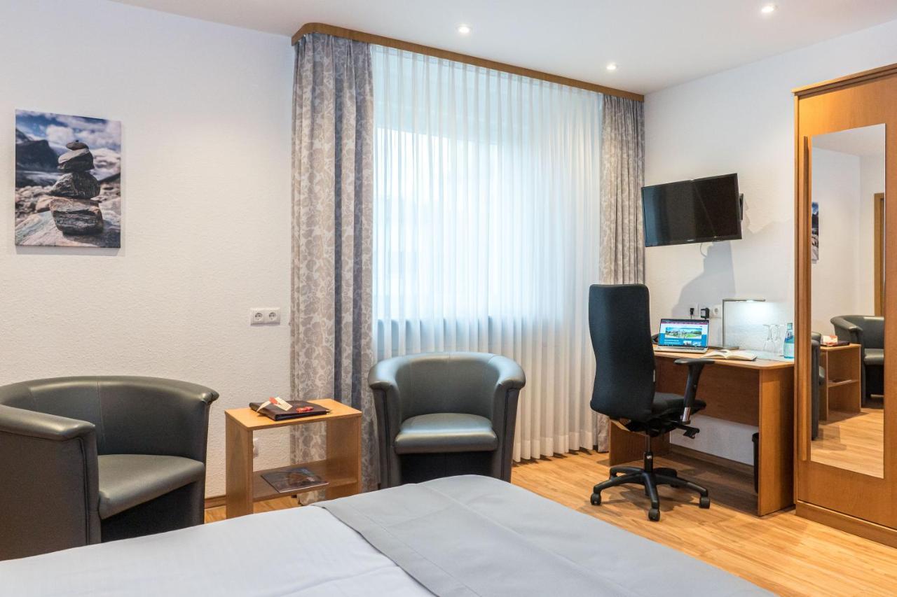 Hotel Elysee Seligenstadt Buitenkant foto