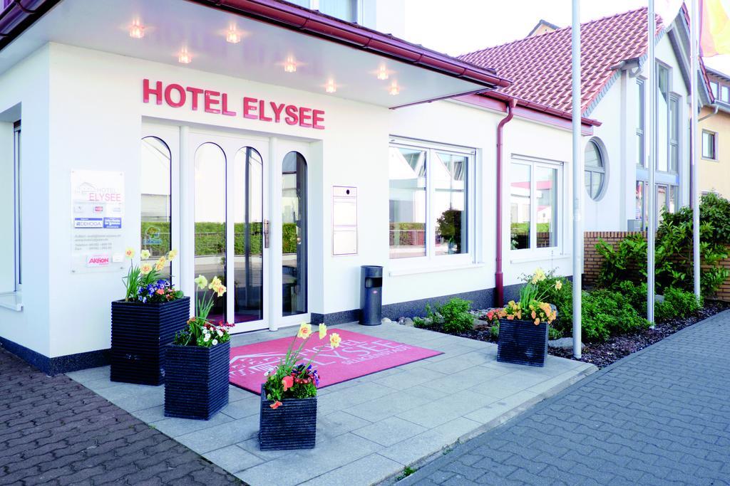 Hotel Elysee Seligenstadt Buitenkant foto