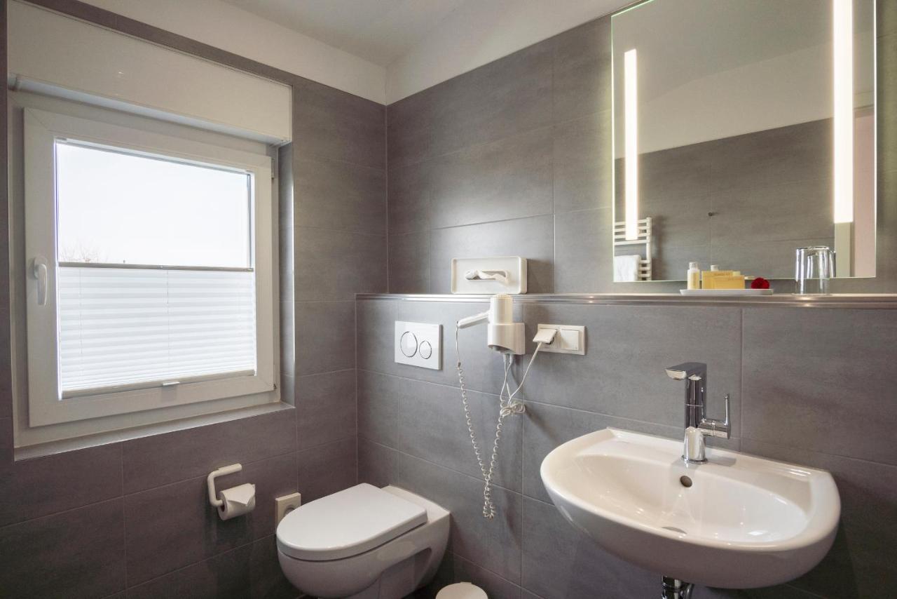 Hotel Elysee Seligenstadt Buitenkant foto