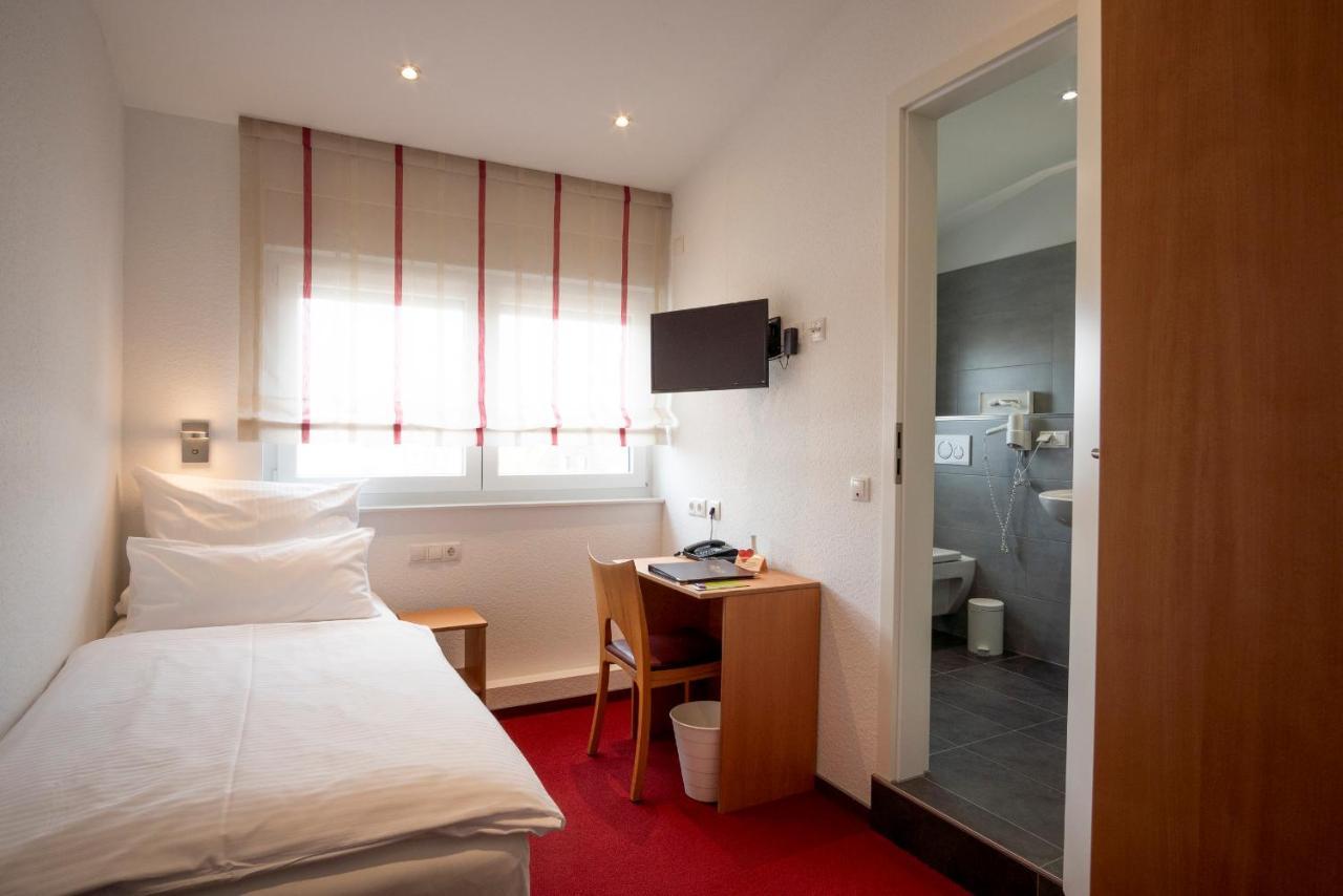 Hotel Elysee Seligenstadt Buitenkant foto